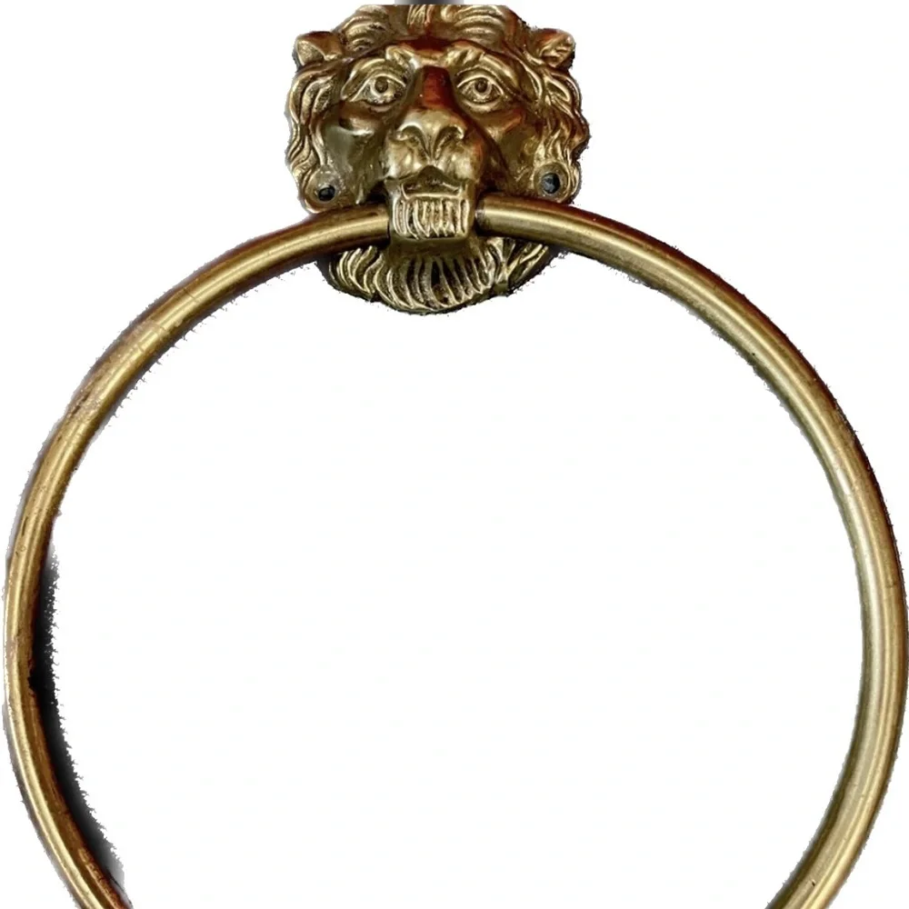 Rare Vintage Brass Lion Head Towel Holder 8.5”